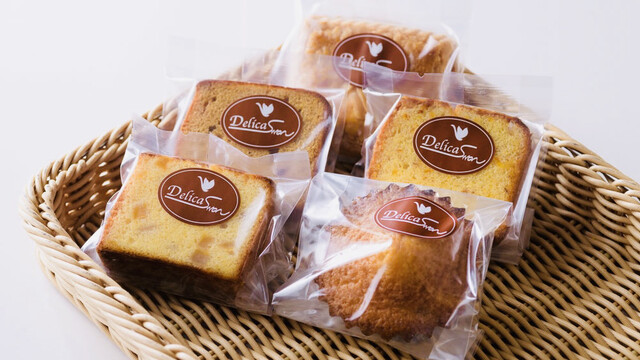 デリカ スワン（DELICA SWAN） - 青森（パン）の写真