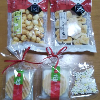 東あられ本鋪_2