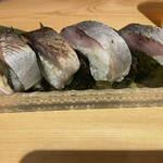 小皿料理 38 - 鯖寿司と鯖の炙り寿司2×2