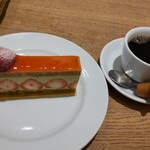 ア コテ ドゥ テ - 