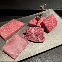 日本焼肉はせ川 別亭 銀座店 - 能登牛、田村さん、川岸さん、神谷さんの豪華お肉