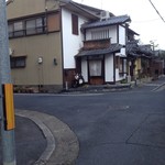 嘯月 - 普通の住宅街にあるこちらのお店。