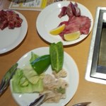 焼肉バイキング ウエスタン - 牛タン