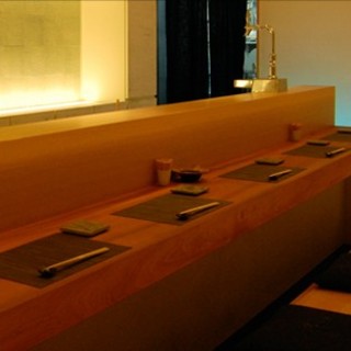 ★座敷・掘りごたつがあるお店★接待、会食に最適な空間です。