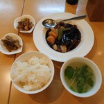 啓徳 - 黒酢酢豚