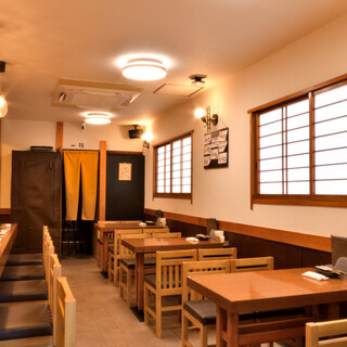 A "Japanese space for adults" with a chic and calm atmosphere.