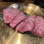 Yakiniku Sakaba Tomo Sankaku - 