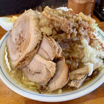 麺 まる井 - 二郎風醤油ラーメン中、大豚、バラへ変更