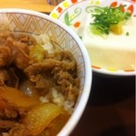 すき家 大阪港駅前店