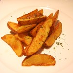 揚げポテト アンチョビバター