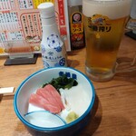 赤垣屋 - お造り2種盛り430円　生ビール360円