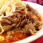 ラーメン二郎 - 豚の厚み