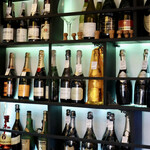 ラ　ブルゴーニュ - こだわりのシャンパーニュ