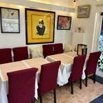 ラ　ブルゴーニュ - テーブル席