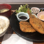 ブック＆カフェ喫茶去 - 