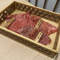 個室 炭火焼肉 本川越 尊 - 