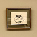 道人 - 壁にかけられた墨絵。