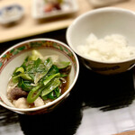 道人 - ⑭秋田の子熊の熊鍋
      ～小熊は非常に貴重なジビエ。ジビエの中でも熊肉が一番と仰る料理人さんも多い中、特に柔らかくジューシーな小熊。飯田市の『柚木元』で頂いてからはもはや虜です。”幸せ至極”。