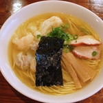 支那そば 八雲 - 八雲（特製ワンタン麺・980円）