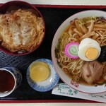 ヤマカそば - ラーメンセット ¥950＊ラーメン＊小カツ丼