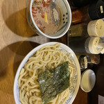 麺座ぎん - 辛つけ麺　大盛　1200円
                                値段が値上がりしてました。コスパ感が下がって来ますね。味も少し落ちたかも
