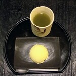 とんかつあさくら - 最後のデザートと温かいお茶