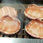 にくずき - ネギ塩味の牛タンから頂きます。