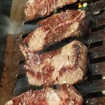 にくずき - 牛ハラミ良い焼け具合です。