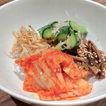 にくずき - キムチとナムル盛合せ