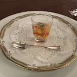 八ヶ岳高原ロッジ - 食前のアミューズ、鮑と冬野菜のジュレ