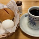 Komeda Ko-Hi Ten - コメダブレンド ＆ モーニングセット
                        ローブパン(イチゴジャム)、ゆで卵