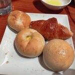 ピアサピド - 具が少ない、ように見えて適量クリームパン