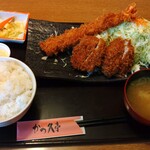 Katsu Hisatei - ジャンボ海老フライとヒレかつ定食　2280円　ご飯大盛