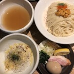 鴨出汁中華蕎麦 麺屋yoshiki - カニ、ウニ、イクラ入塩つけ蕎麦＋浅利リゾット