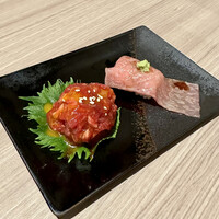 近江うし 焼肉 にくTATSU 青山本店 - ユッケ・サーロイン炙り寿司
