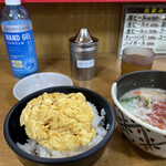 十八番 - スクランブル玉子のせごはん