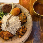 ネパールステーション - ネワリサマエバジセット（カレースープつき） 1380円