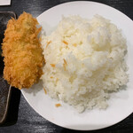 えいすけ - 牡蠣フライの大きさ