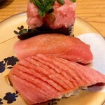 Toyama Sushi - マグロ3種　でかい分厚い旨い。