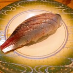 Toyama Sushi - いわし　マクロのトロと間違えるいわし。