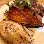 Toyama Sushi - まいどはや3種　牛肉穴子鰻炙り。まいどはやとは富山弁で「こんにちは」という意味。何でまいどはや？