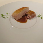 ライラ - 青森の村越さんが飼育したシャモロックのロースト、はこべを添えて2