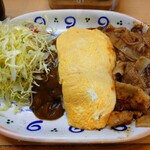 スタミナカレーの店バーグ - 今週のオススメ チーズオムレットカレー 味噌汁付き＋肉のせ