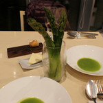 レストラン・アスペルジュ - 美瑛特産アスパラガスの茹で上げ