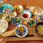 ソラノシタ - 本日の豆皿定食