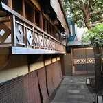 今半本店 - 奥座敷の外側