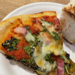 ジリーニ・リザイア - メインになるような立派なピッツァ