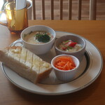soup cafe maaRu - モーニングセット(シーフードチャウダー)
