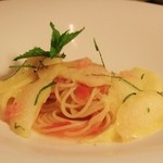 クラッティーニ - 冷たい桃のスパゲッティ