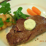 きっちん紅屋 - ステーキ（塩コショウ）